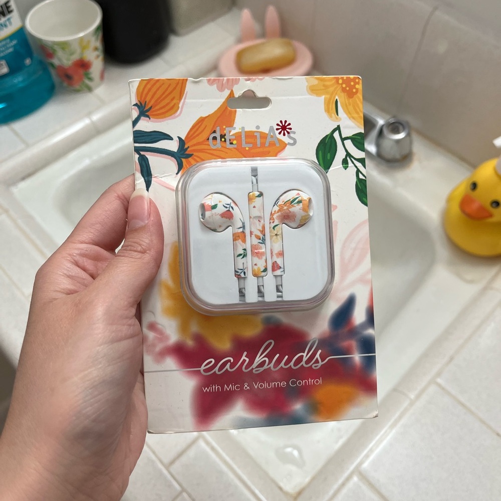 Delia's Floral Earbuds with Mic
